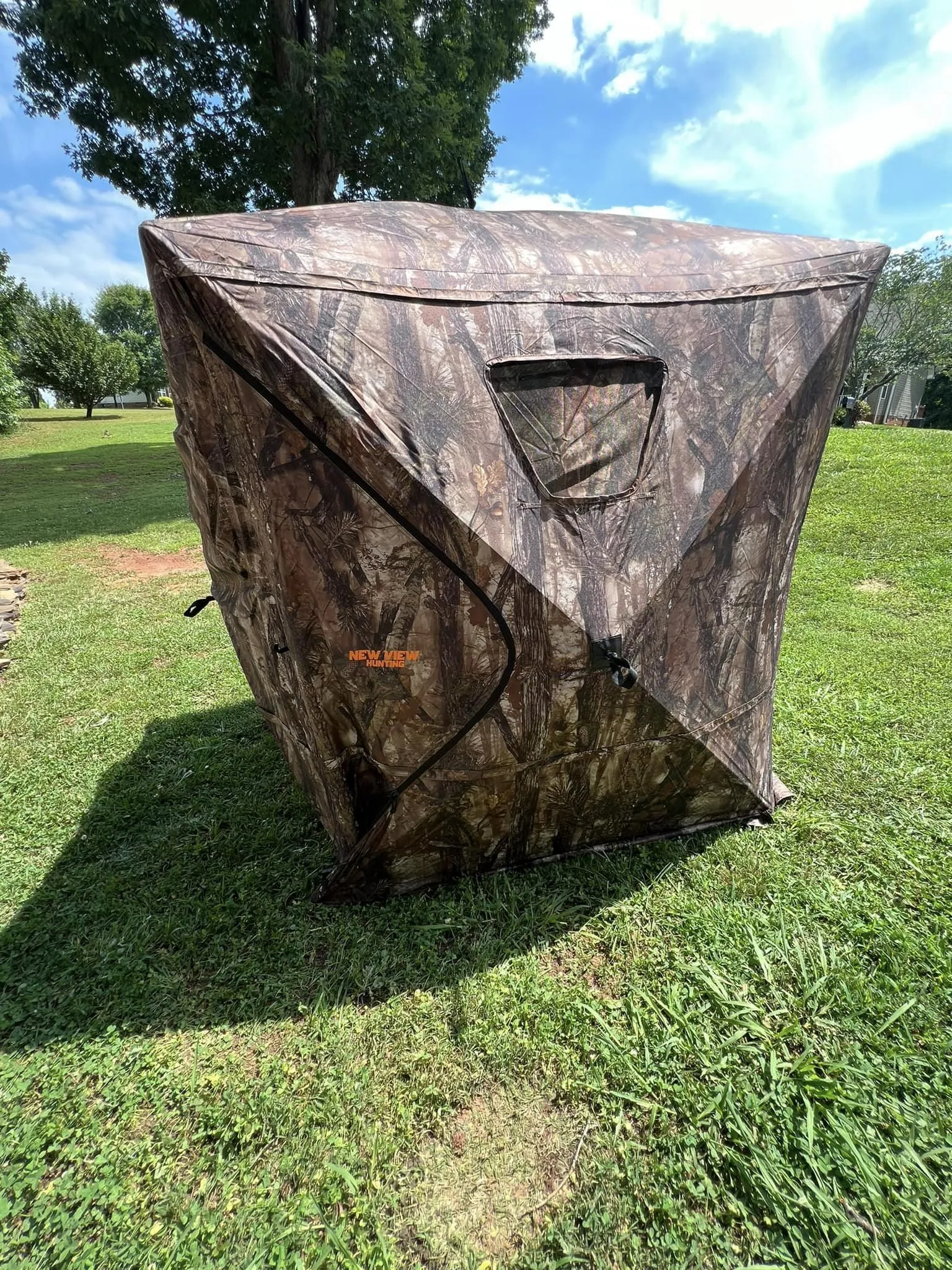 New View Hunting Pop-up Style 270° See Through Hunting Ground Blind for 2-3 People